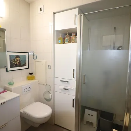 T2 De 60m² A Annecy-le-vieux, Grande Terrasse Amenagee, Proche Et Commerces - Fr-1-432-74 * Annecy